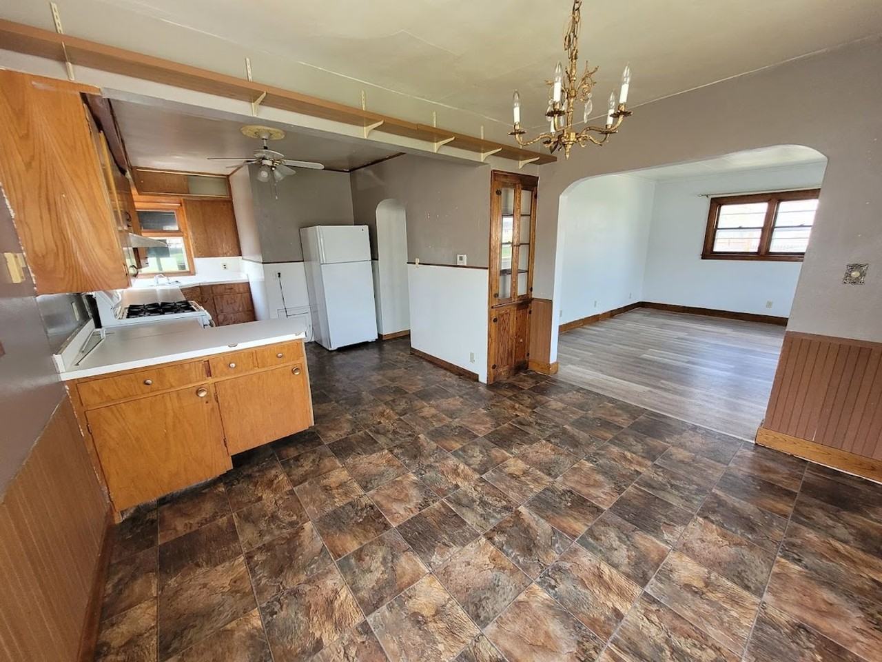 309 Weston Ave - Photo 6 of 17