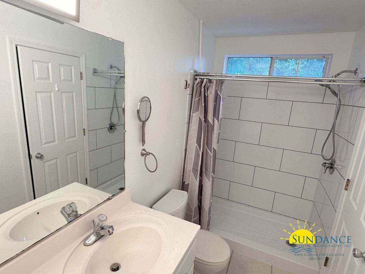 2817 Bay Club Dr - Photo 6 of 15