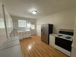 featured image of 986 S East St