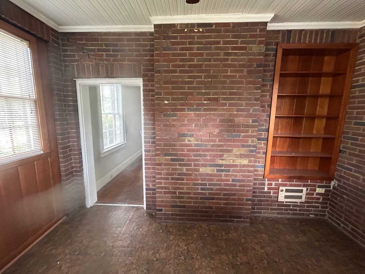 2001 Tugaloo Ave - Photo 2 of 23