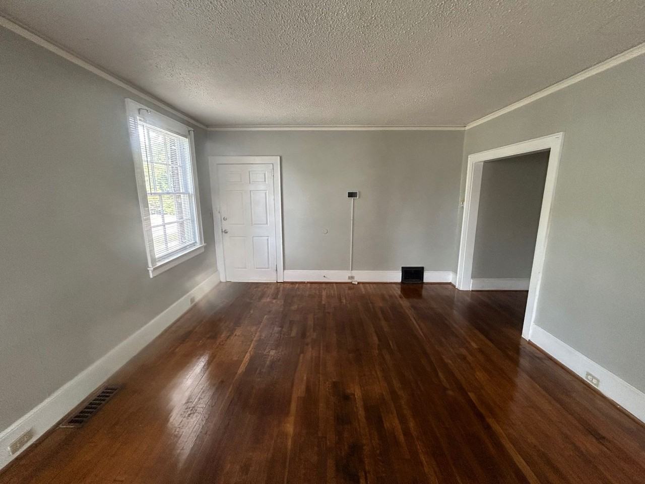 128 S Edisto Ave - Photo 6 of 31