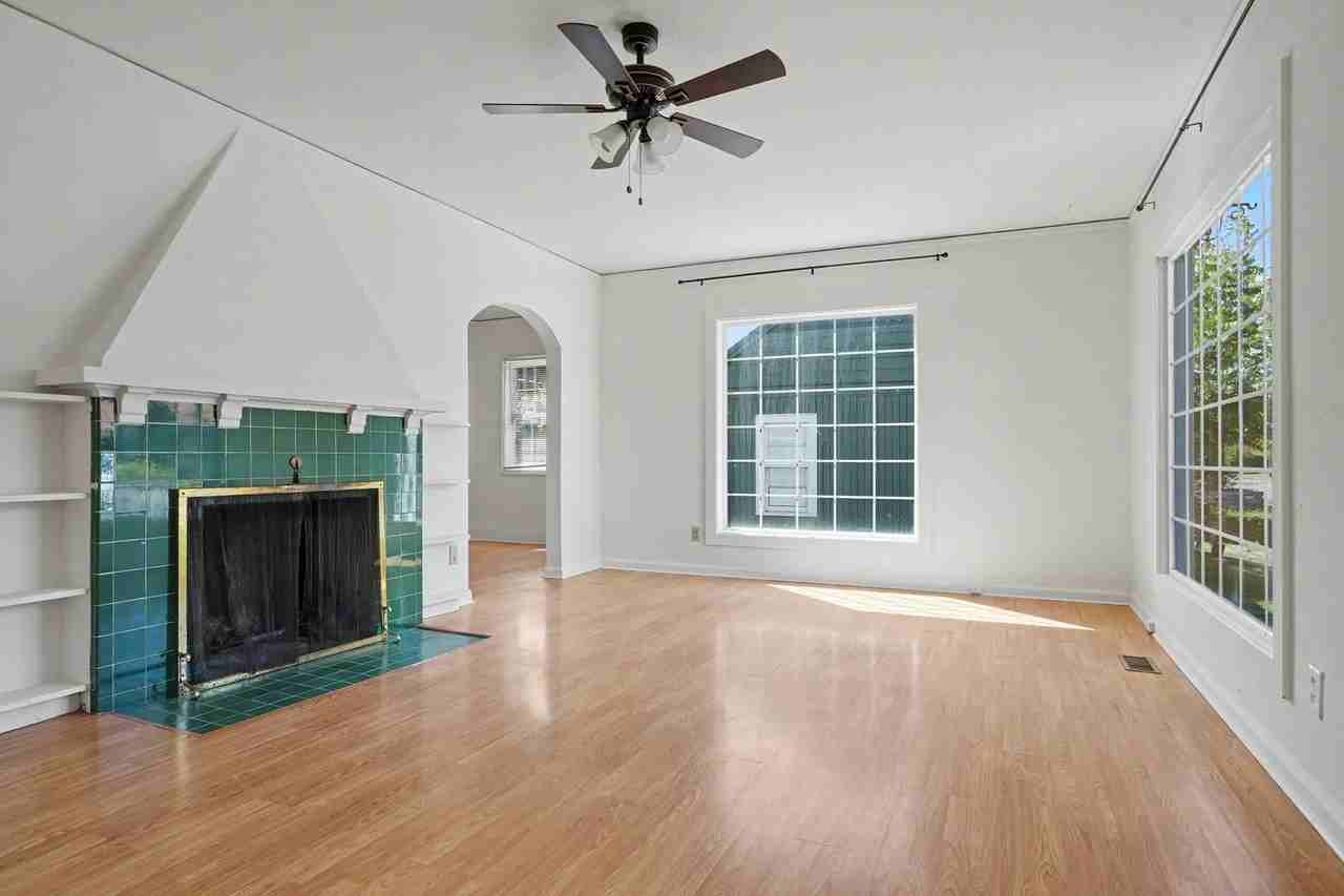 1470 Capitol St Ne - Photo 6 of 36