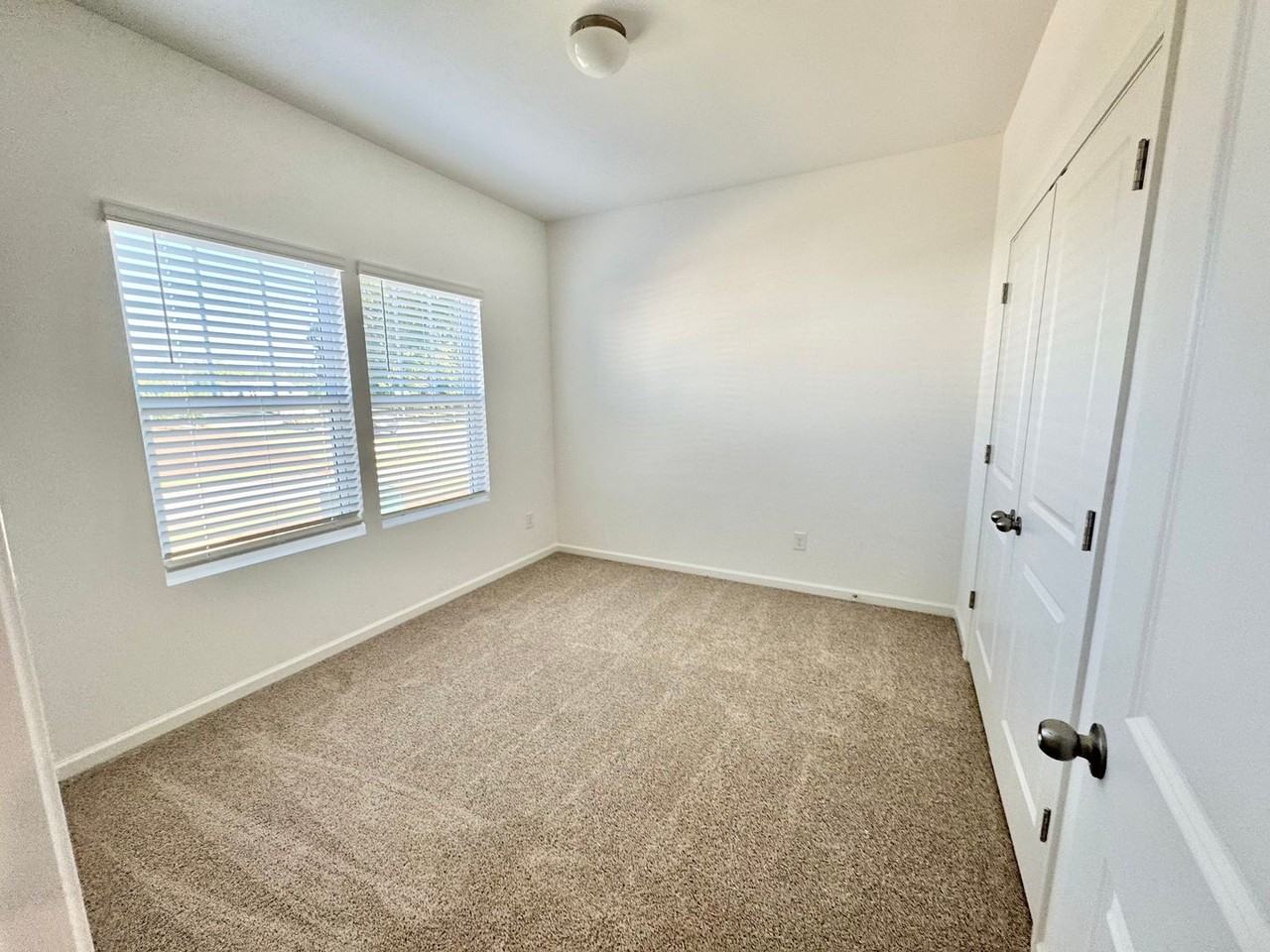 107 Cougar Ln - Photo 4 of 14