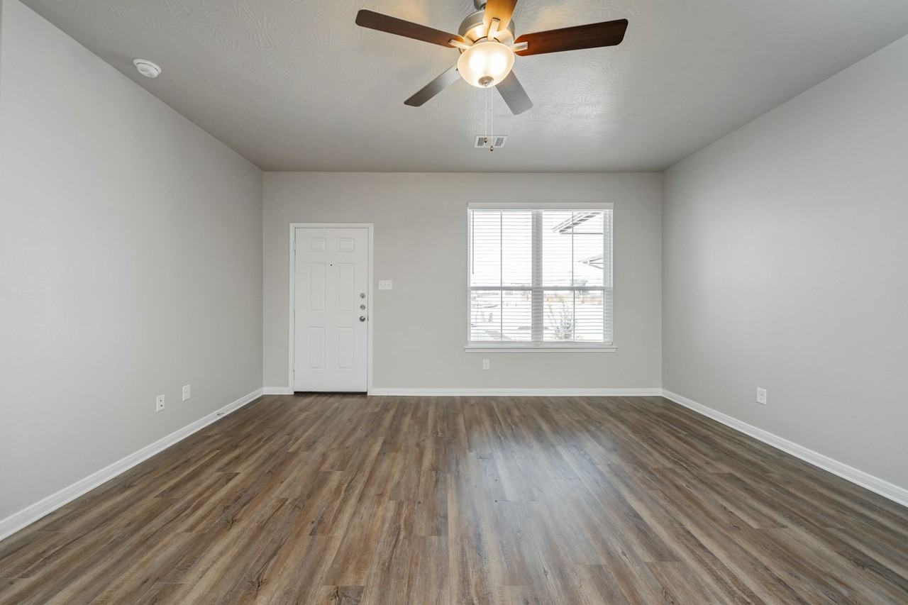 1143 Trellis Pass #ASH - Photo 3 of 50
