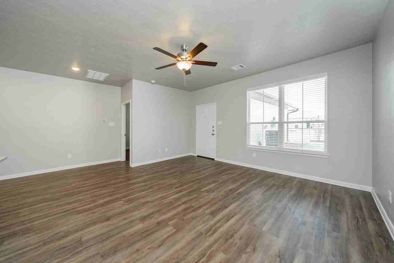 1143 Trellis Pass #ASH - Photo 4 of 50