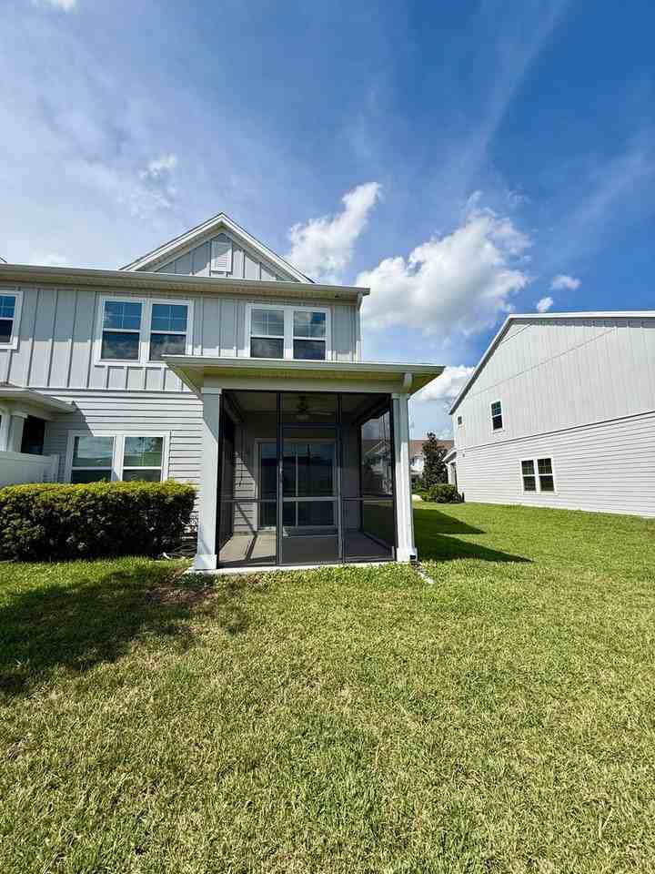 12803 Josslyn Ln - Photo 2 of 19