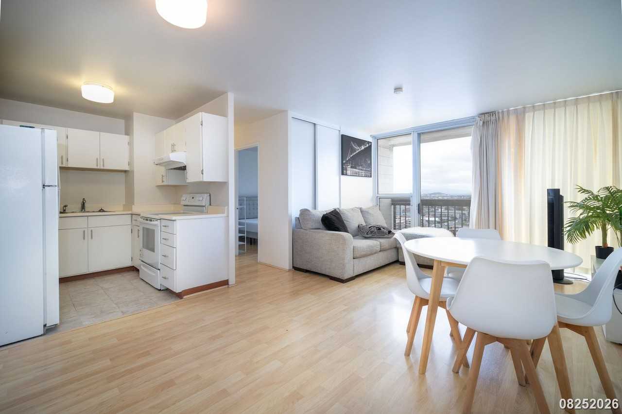 1425 Liliha St #12G - Photo 2 of 18