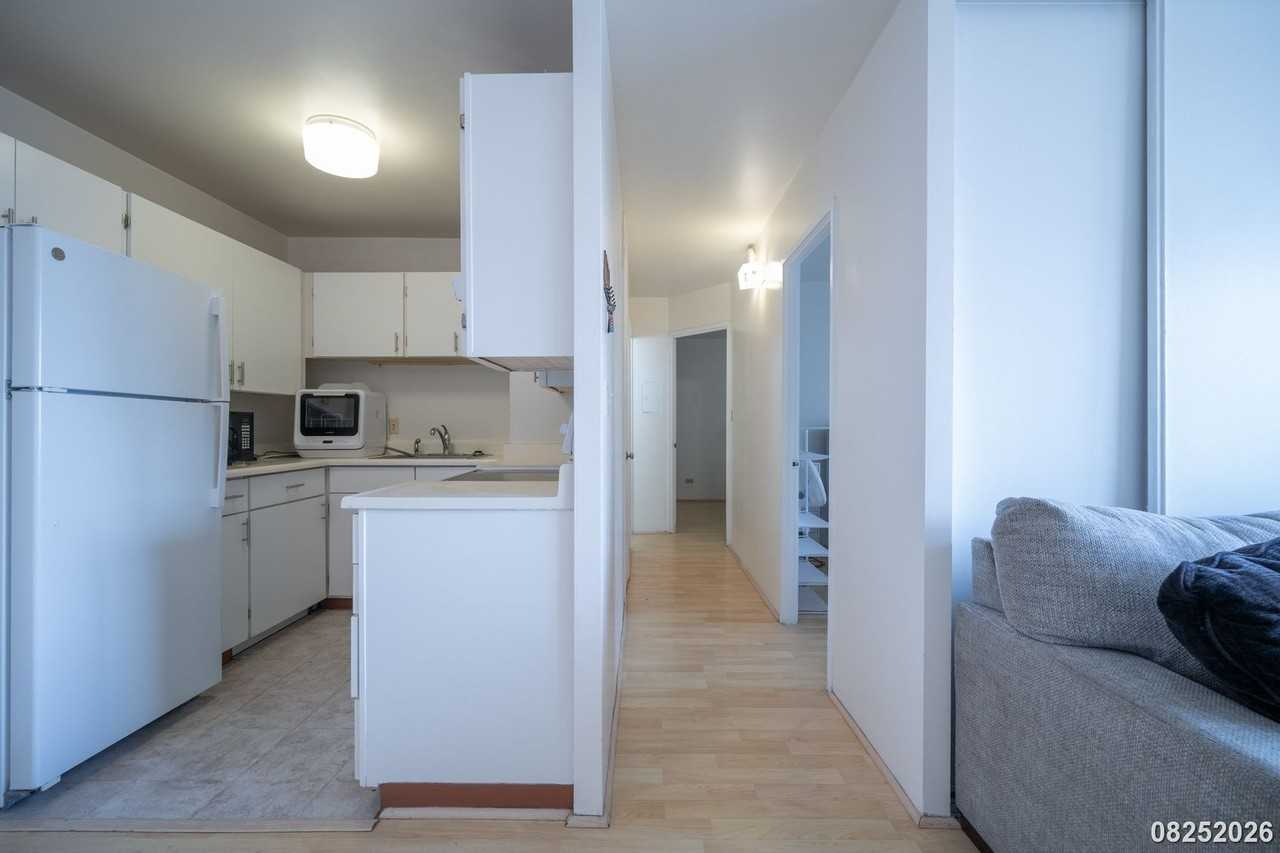 1425 Liliha St #12G - Photo 4 of 18