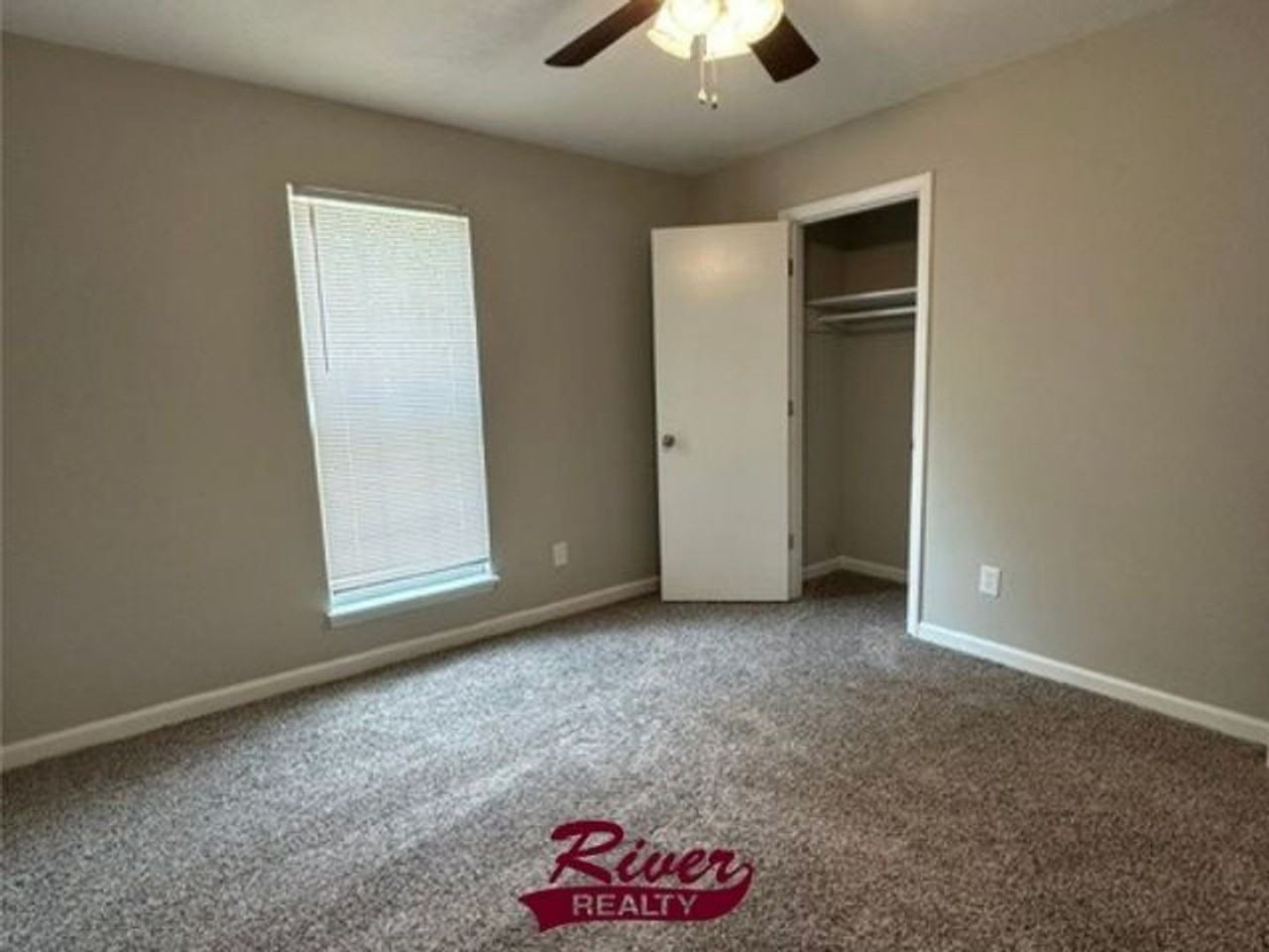2604 Carrington Dr - Photo 7 of 16