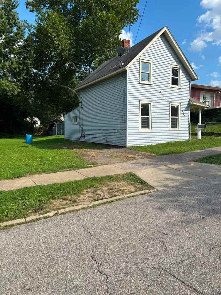 3539 W 58th St - Photo 3 of 25