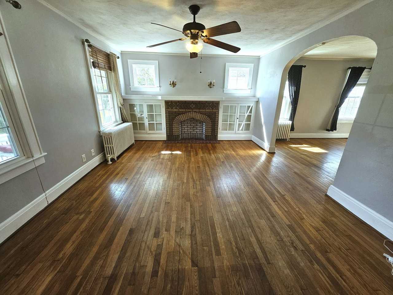 3520 Buckingham St - Photo 2 of 17