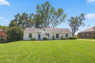 2317 Deerwood Dr - Photo 1 of 1