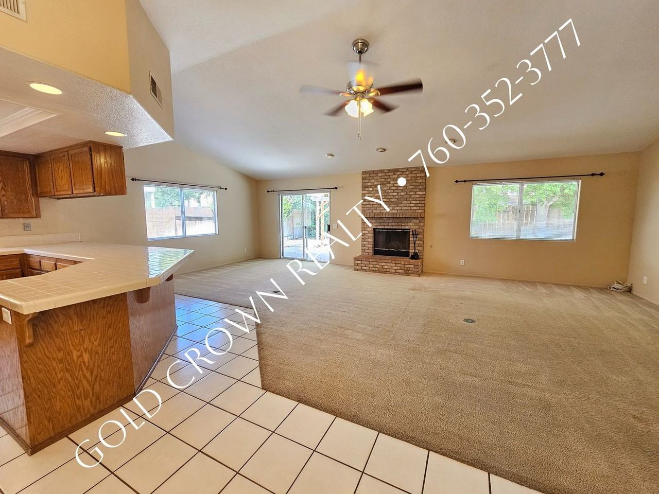 2402 Lenrey Ave - Photo 4 of 19