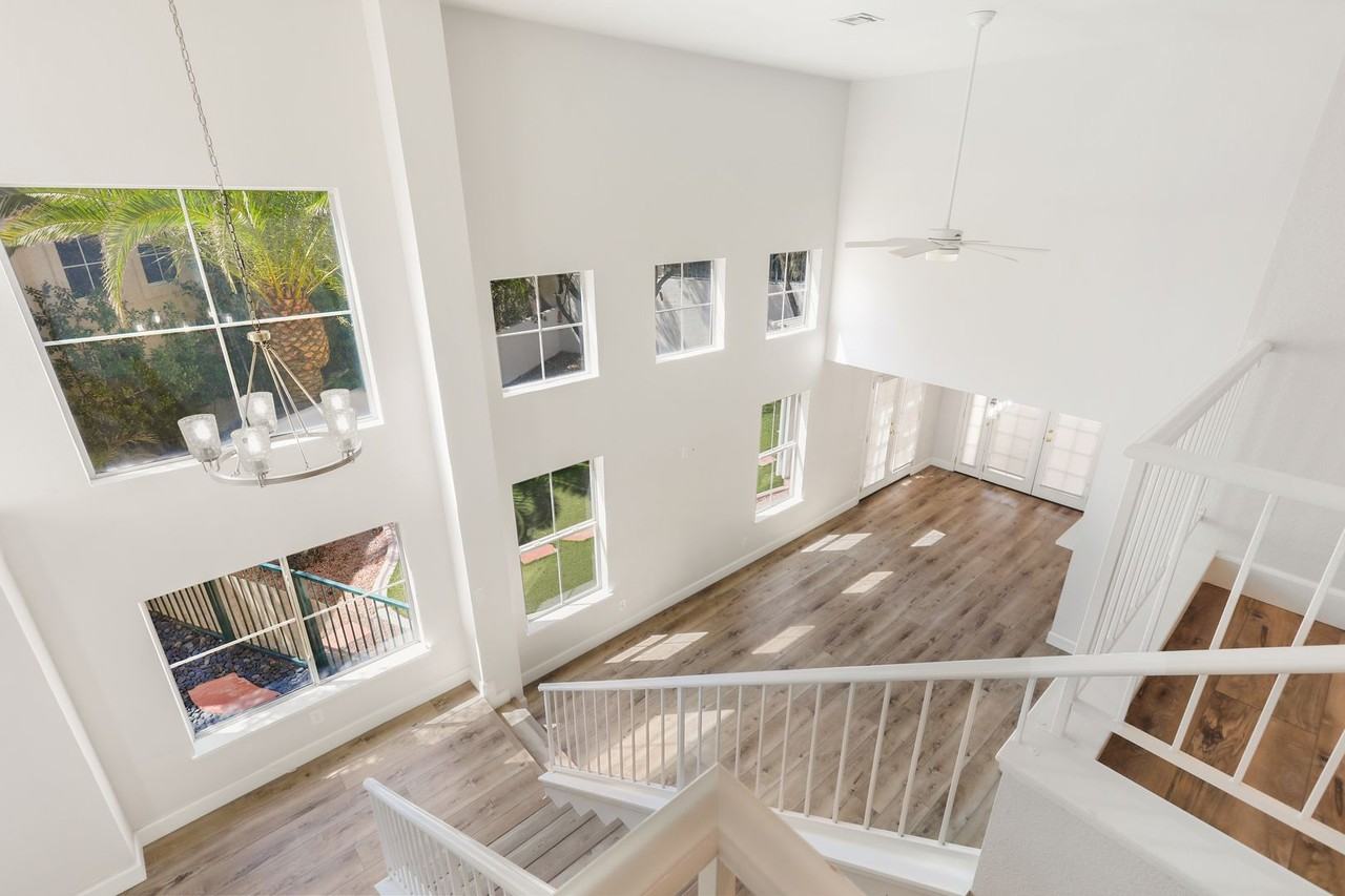 2641 Starfish Ct - Photo 2 of 32