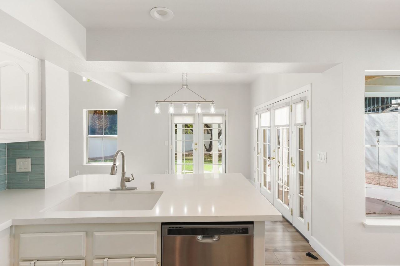 2641 Starfish Ct - Photo 7 of 32