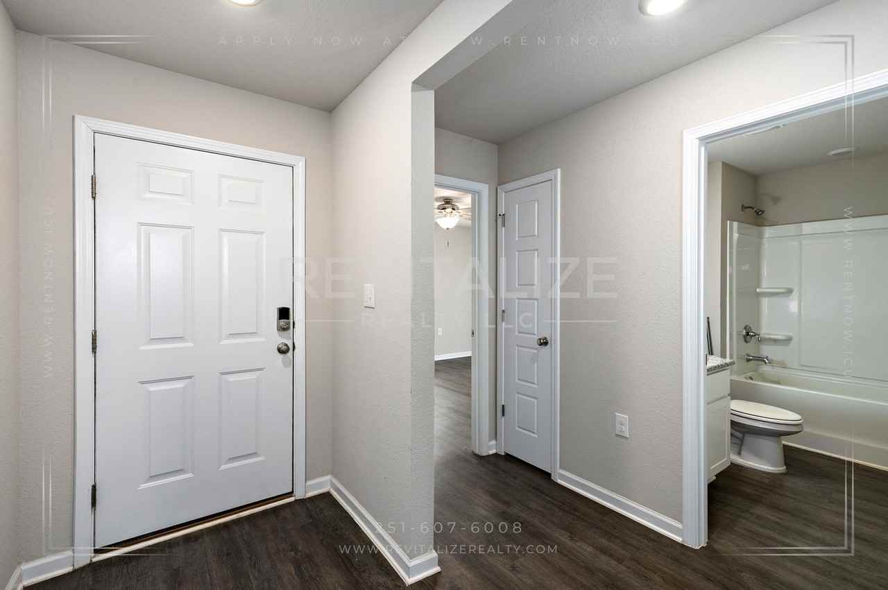 8072 Irwin Loop - Photo 6 of 50