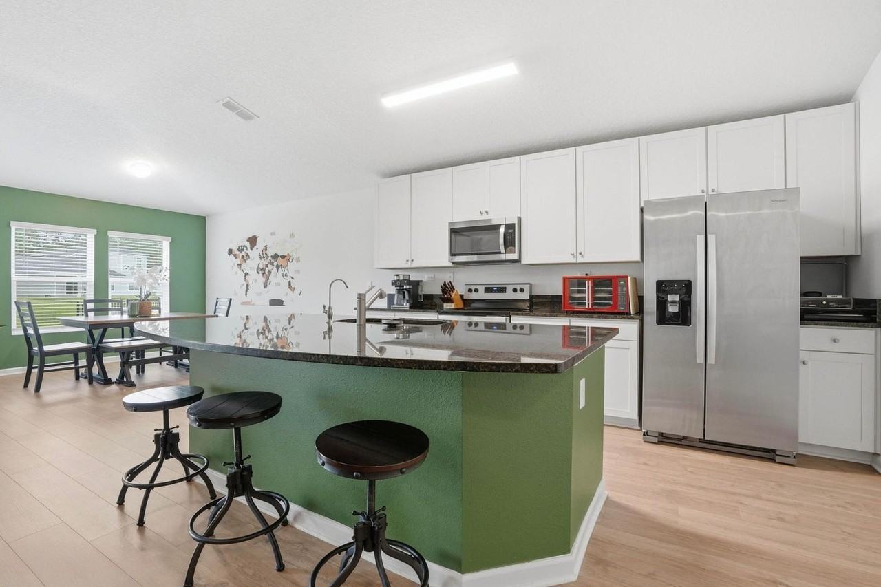 5043 Big Pine Dr - Photo 4 of 25