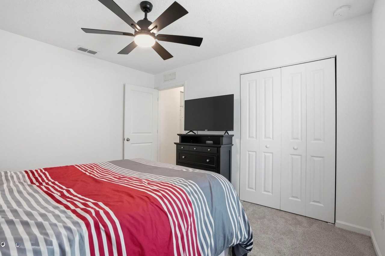 5043 Big Pine Dr - Photo 7 of 25