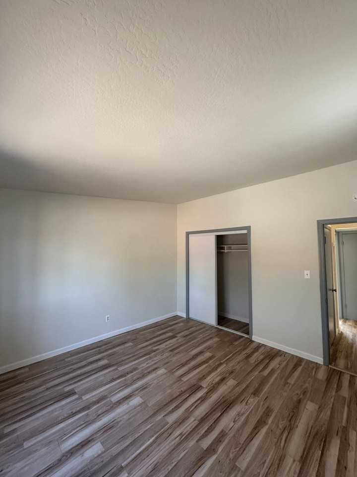 103 Pueblo Way - Photo 7 of 49