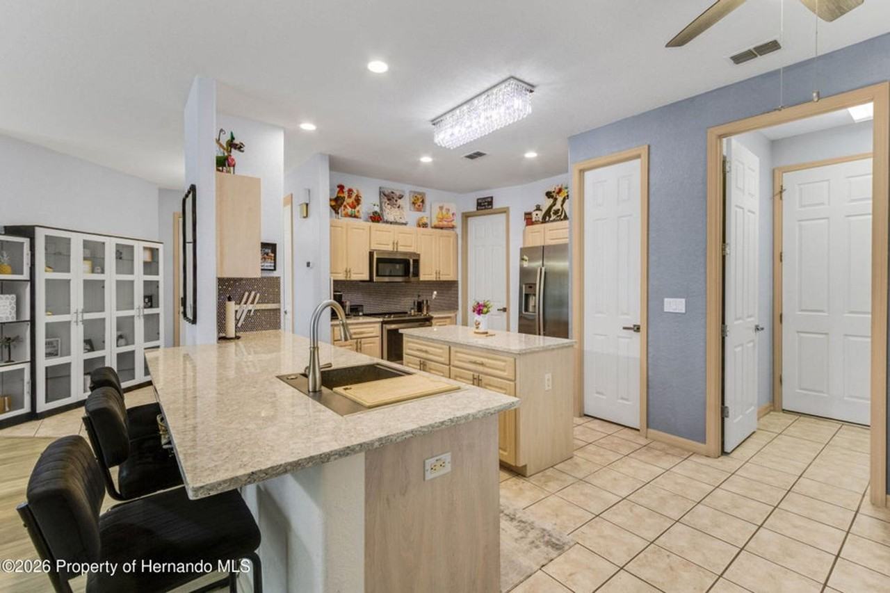 5466 Legend Hills Ln - Photo 5 of 11