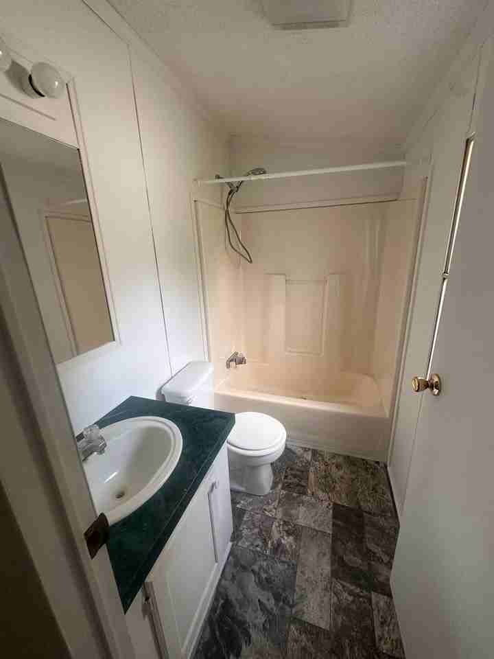 116 Dream Ct - Photo 2 of 13