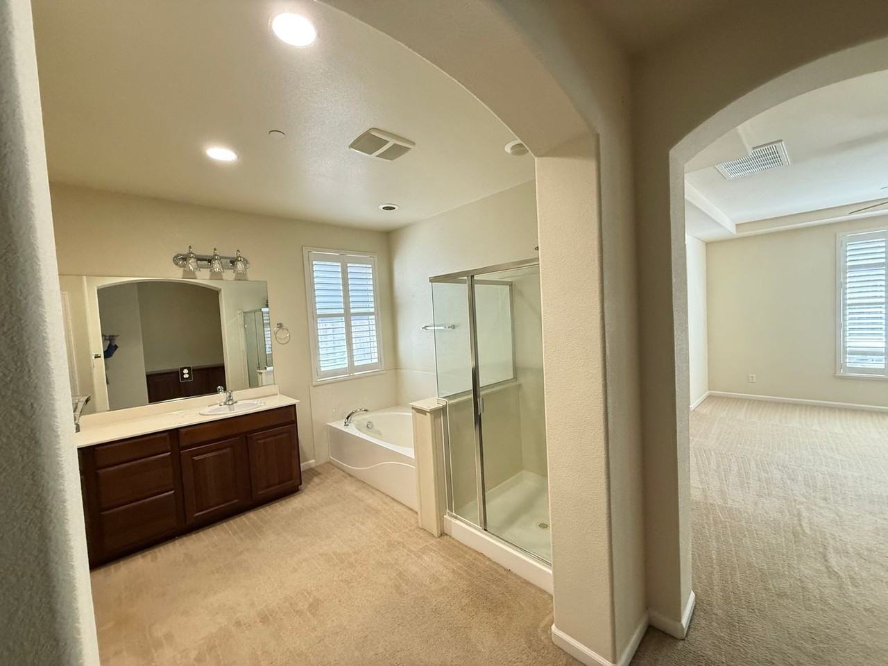1427 Wyndham Ln - Photo 7 of 18