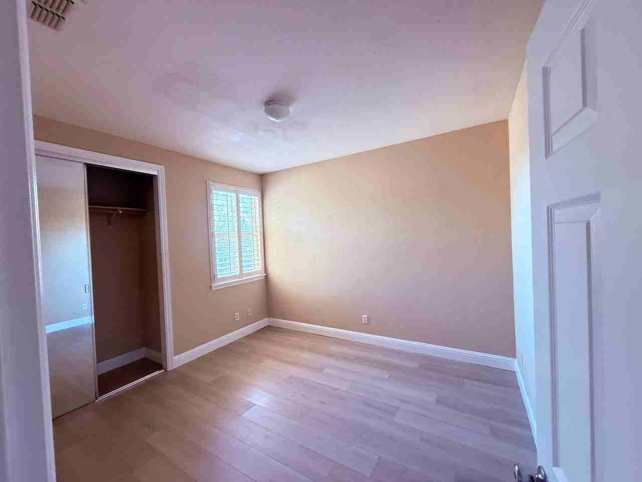 2205 Maloney Dr - Photo 5 of 9