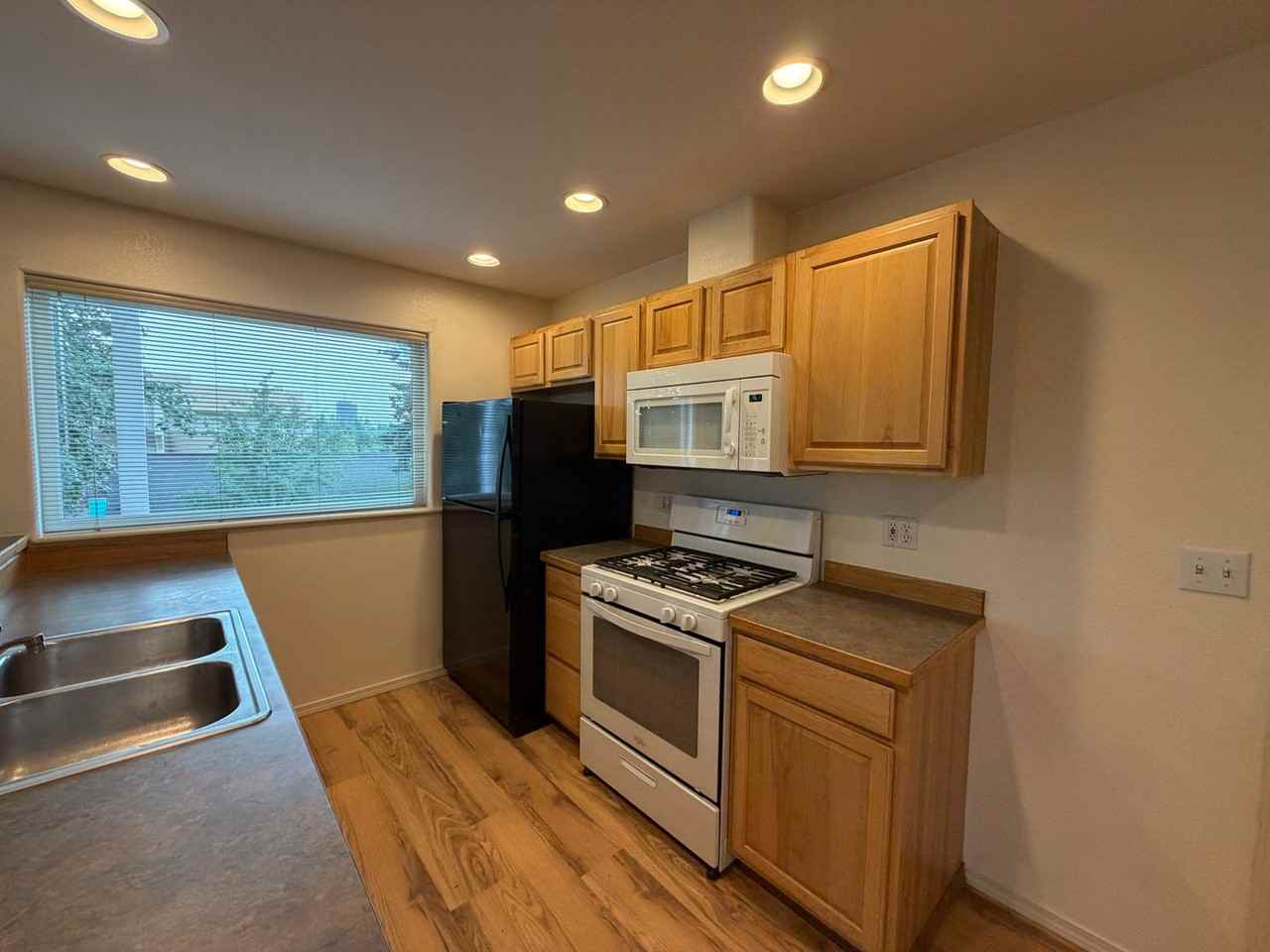 540 Eyak Dr - Photo 5 of 14