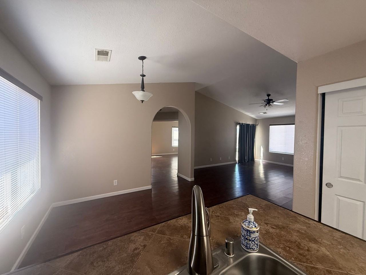 3401 Misty Meadows Dr Ne - Photo 5 of 27