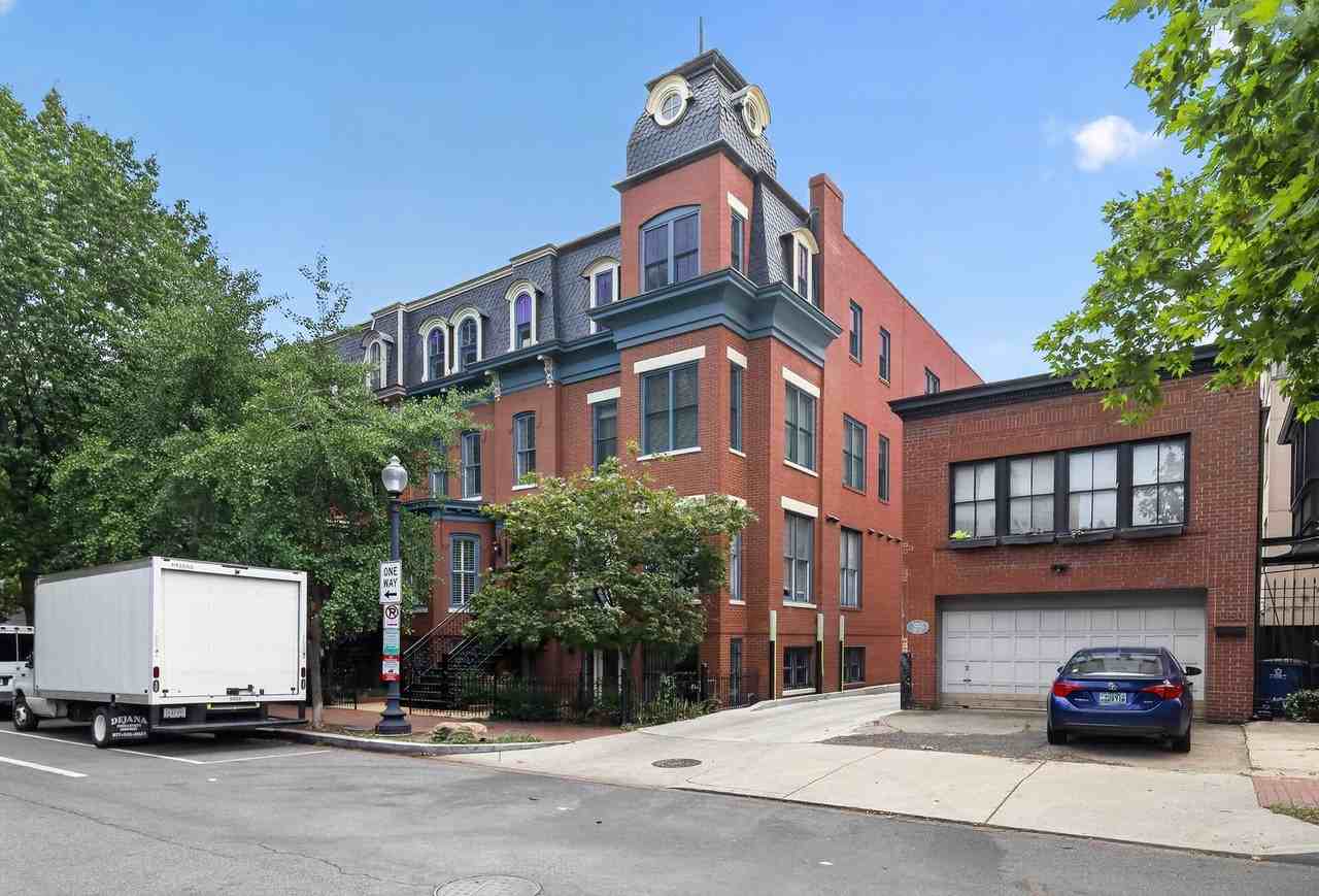 1340 Q St Nw - Photo 3 of 30