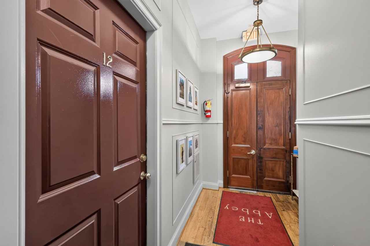 1340 Q St Nw - Photo 4 of 30