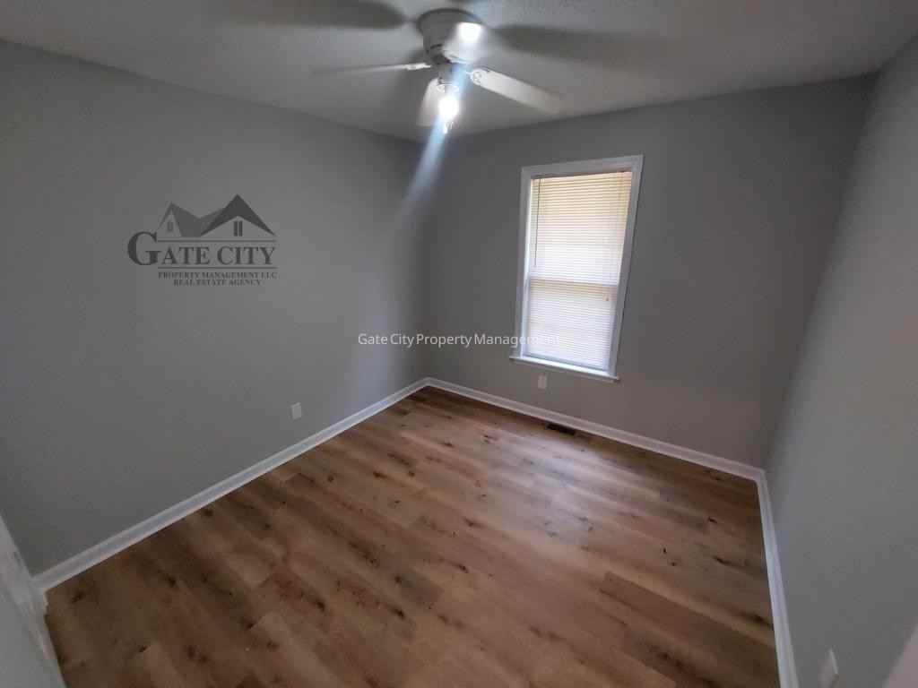 22 King Row - Photo 7 of 15