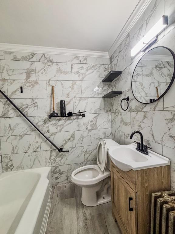 304 E Essex Ave - Photo 7 of 18