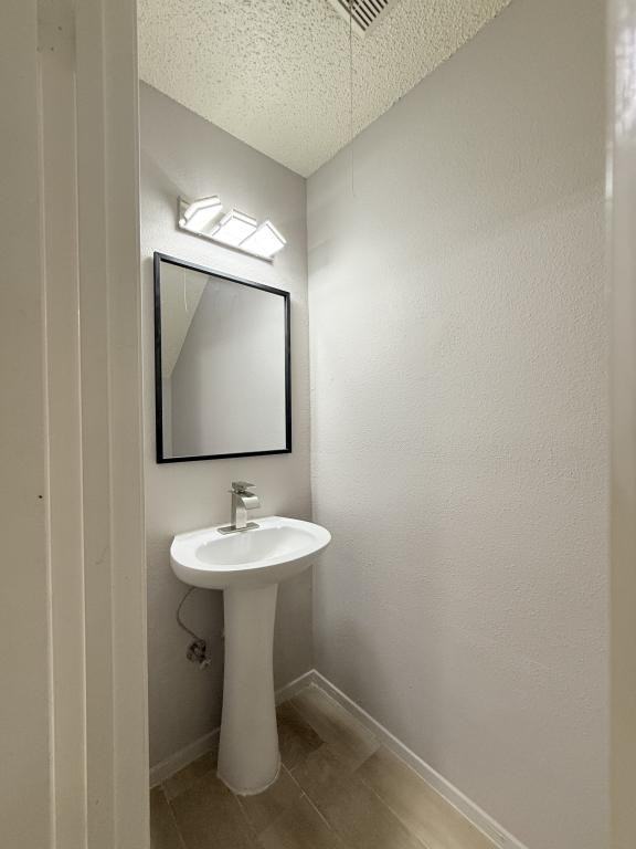9383 Pagewood Ln - Photo 5 of 28