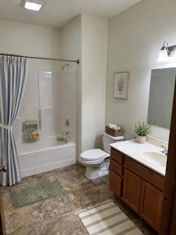 615 S Cherry Ln - Photo 5 of 9