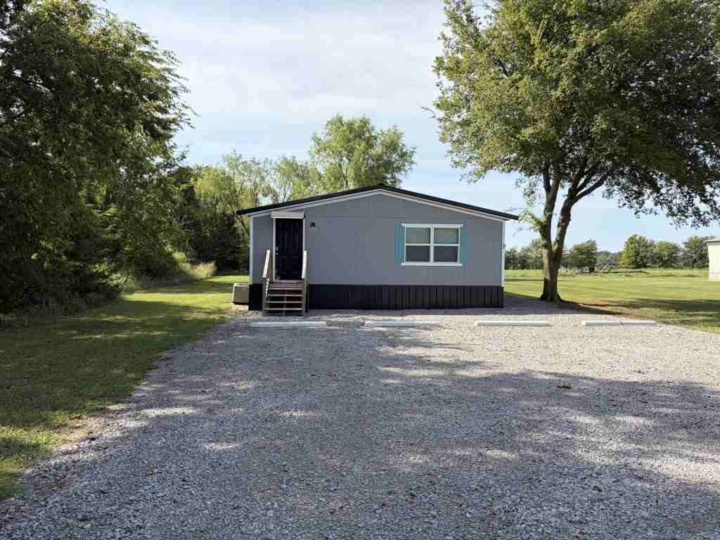 17822 S Bryant Rd ##3 - Photo 2 of 48