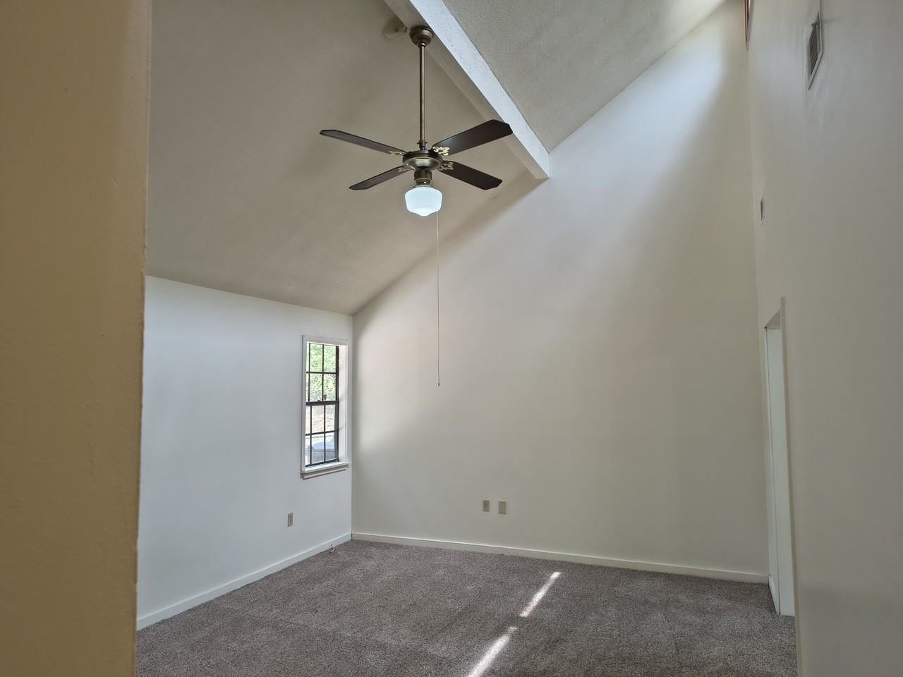 2523 Hanover St - Photo 2 of 12
