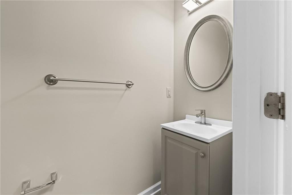 2626 Fresian Ct - Photo 7 of 33