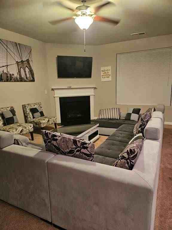 1401 Worcester Trl - Photo 6 of 16