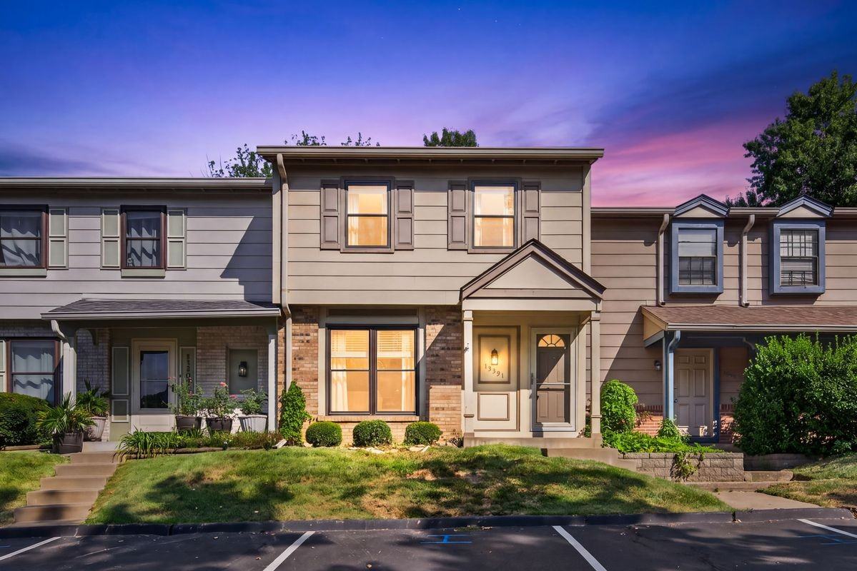 13391 Hiddendale Ln