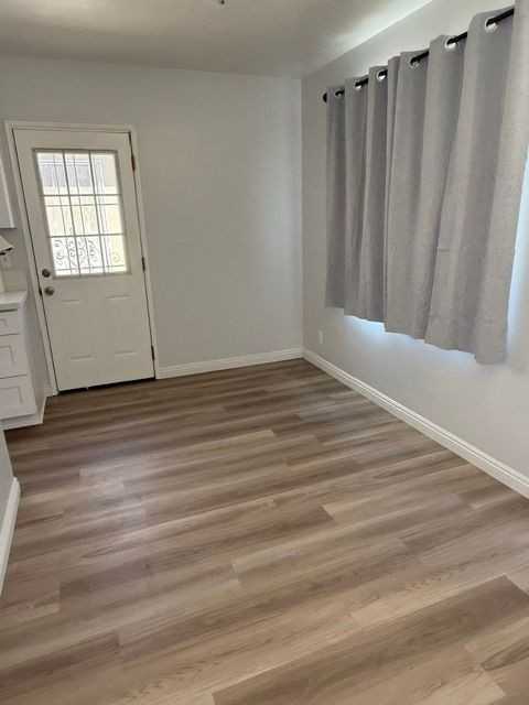 14523 Osage Ave - Photo 2 of 3