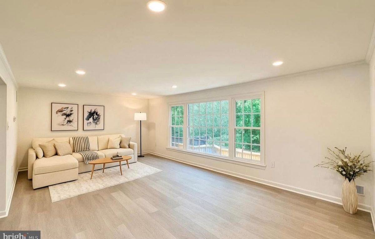 7950 Central Park Cir - Photo 6 of 18