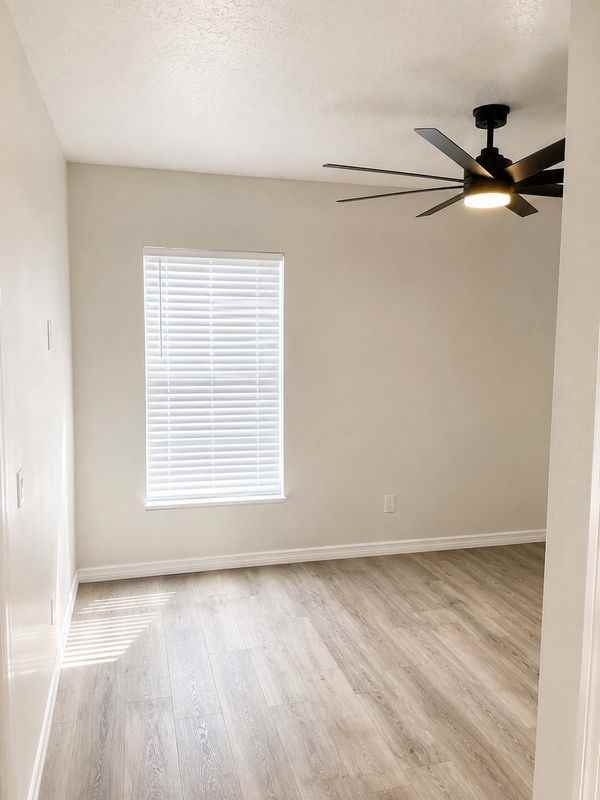 1710 W North B St ##2 - Photo 5 of 19