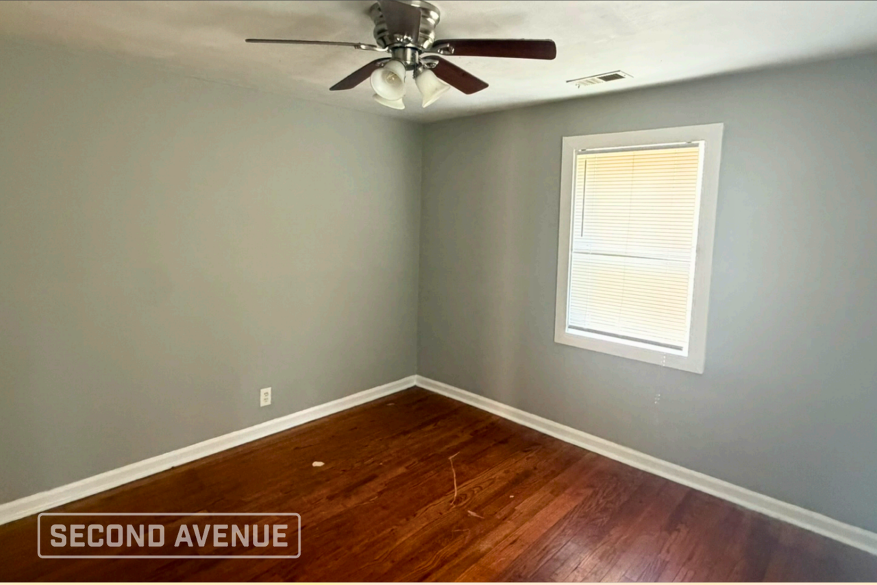 2461 Lowell Ave - Photo 6 of 15