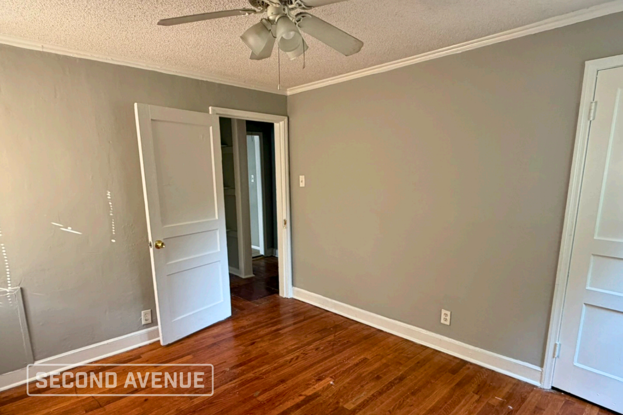 2461 Lowell Ave - Photo 7 of 15