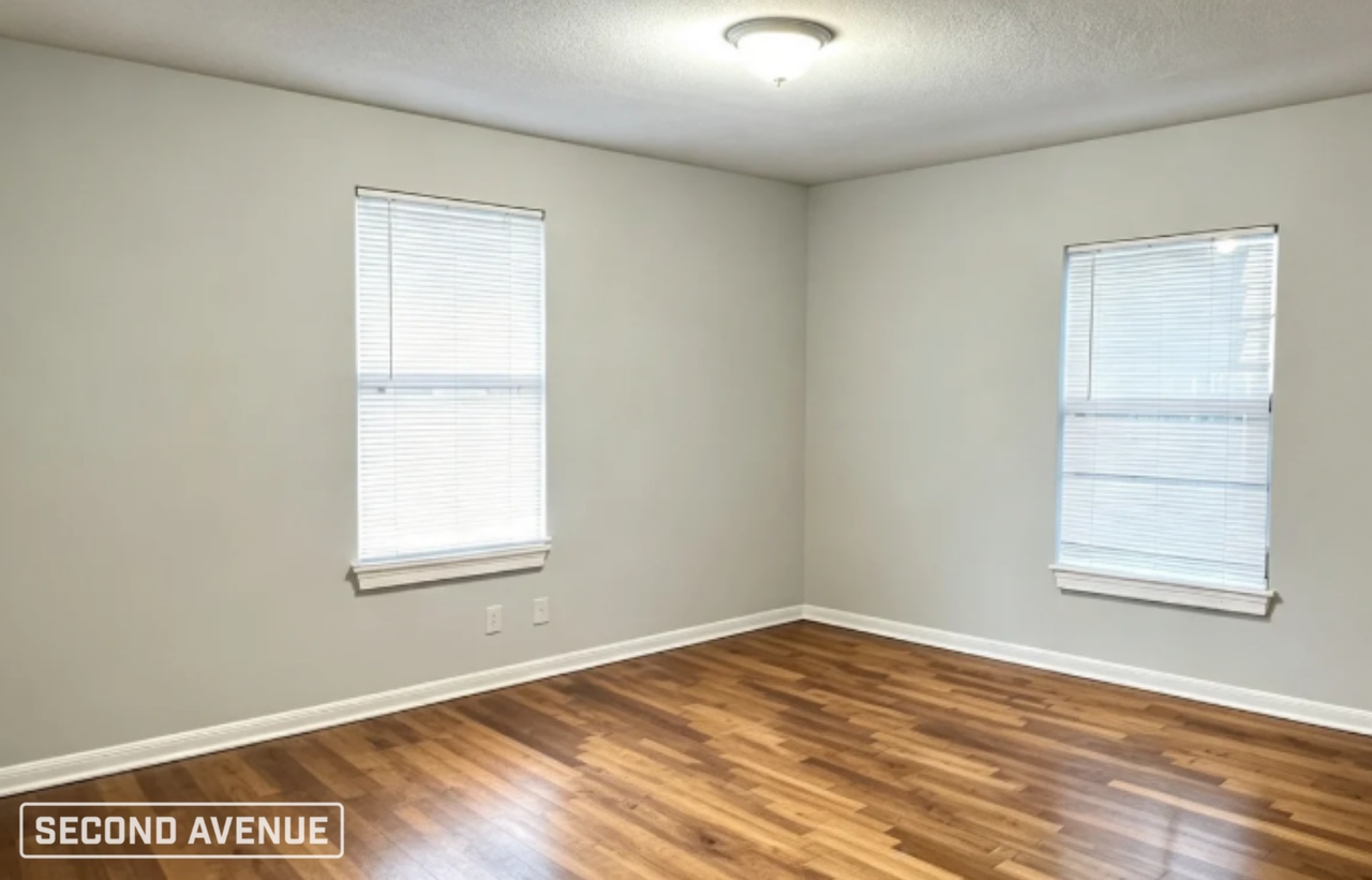 2409 28th Ave N - Photo 2 of 7