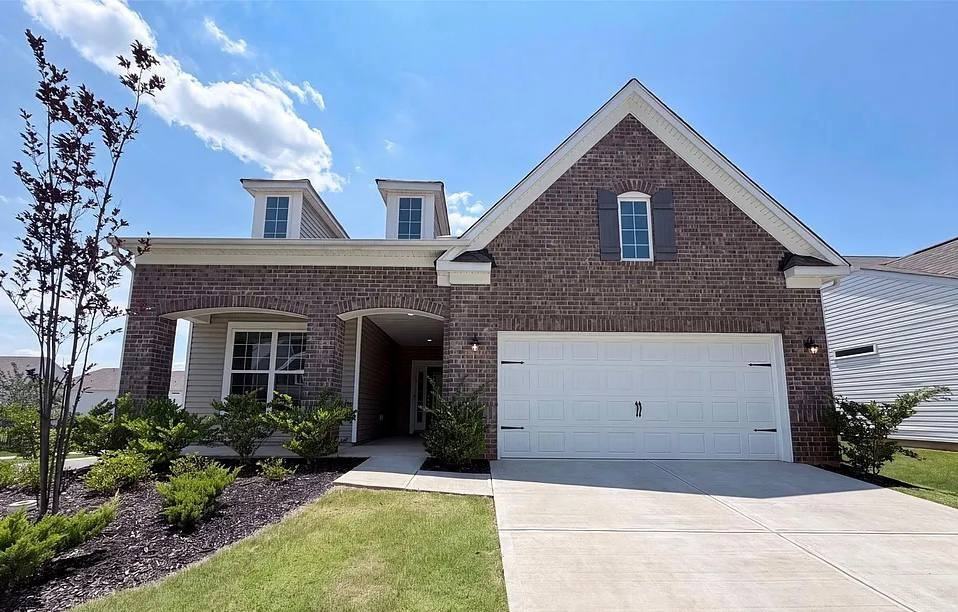 192 Abersham Drive - Photo 3 of 12