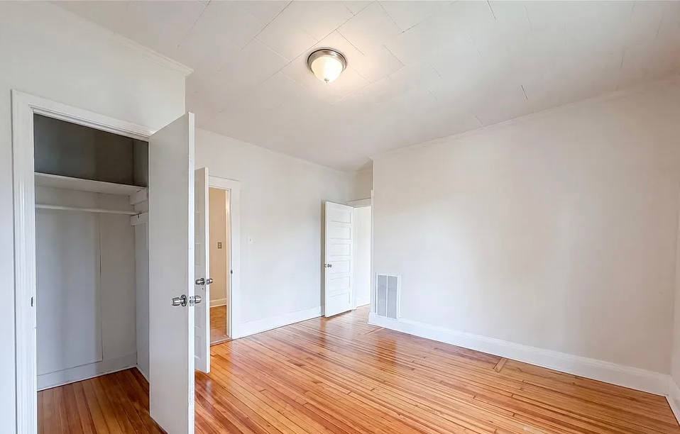 431 Sixteenth Street - Photo 7 of 15
