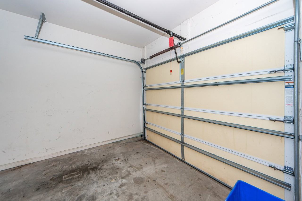 4506 Great Oak Dr - Photo 4 of 50
