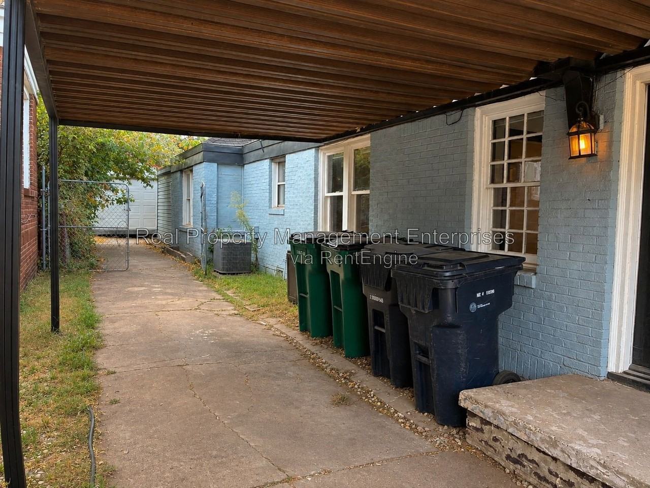 2342 Nw 11th St - Photo 5 of 40